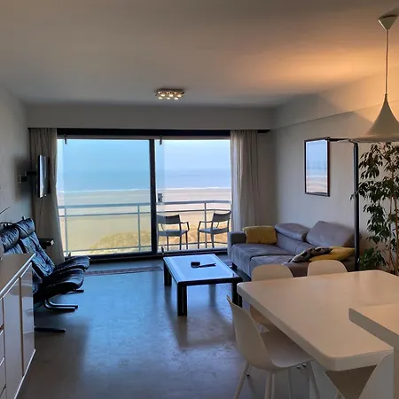 Mermaid 502 With Beautiful Sea Views